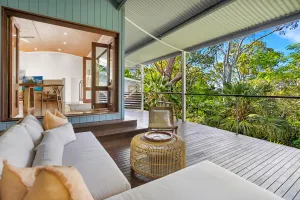 Image of Reinwood Retreat - A home Nestled in the Treetops of a Rainforest