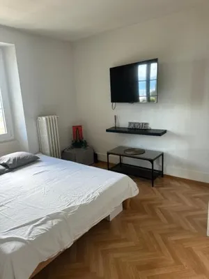 Image of Appt Port lac