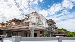 Image of DeLuma-Lovely 4R3B@Kota Permai