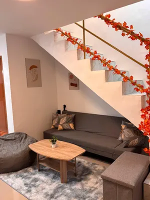 Image of Eko's Crib Unit 49