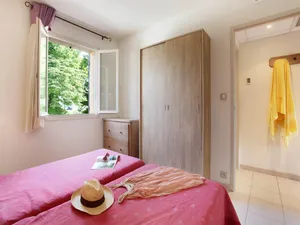 Image of Comfortable apartment with air conditioning