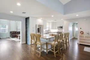 Image of Cutting-edge & Cozy 4 Bed 2 Bath North Palm Beach