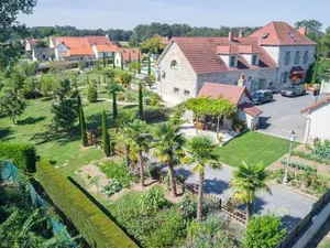 Image of Maison avec piscine chauffée, clim et jardin - Hauterives - FR-1-489-203