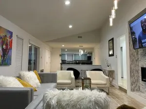 Image of Luxury Home-Minutes from DFW & Dallas Love field