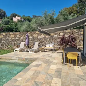 Image of Rez de villa avec piscine privée, wifi, jardin clôturé