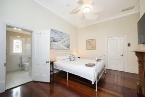 Image of Crepe Myrtle Cottage