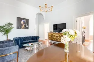 Image of Luxury Victorian House 10 mins to SF, Rose Garden & 3 Private Parking