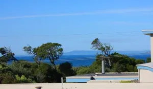 Image of Lonsdale Shores