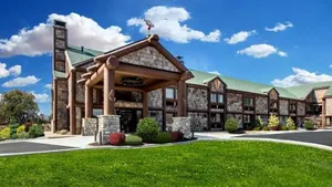 Image of Bass Pro Shops Angler's Lodge