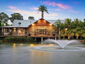 Image of Lilies on Lovedale Estate - Heated Pool and Spa