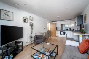 Image of Wandsworth - Stylish Two-Bedroom Apartment