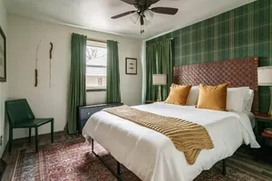 Image of 12-mins walk to ND - BBQ I Old Money Sports Glam - Pet Friendly!