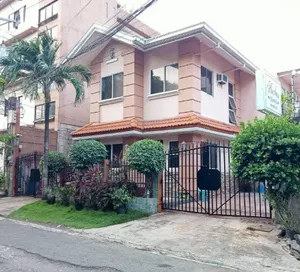 Image of Aberdeen Haus in Mabolo