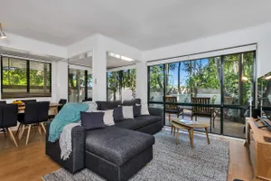 Image of Mahogany Lodge - townhouse near Tallow Beach