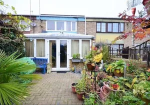 Image of Oasis 77