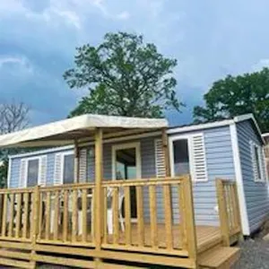 Image of Bungalow charmant à Argences en Aubrac avec piscine