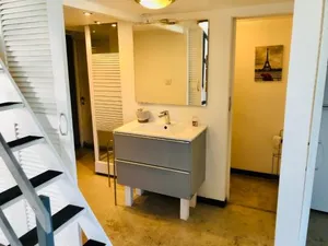 Image of Grand studio à louer avec terrasse