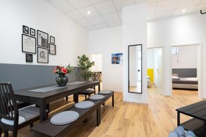 Image of Big Central Apartment near Rotkreuzplatz with 3 BR for 12 PAX