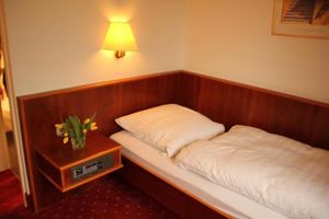Image of Hotel Mintarder Wasserbahnhof
