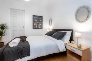 Image of BROADHURST HOUSE - DELUXE GUEST ROOM 1