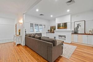 Image of Little Sunshine - Family Friendly, Near CBD