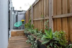 Image of The Kings Domain at The House of Windsor by Ready Set Stay - Ground Level