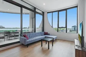 Image of Generous 2-Bed Apartment with Great Amenities