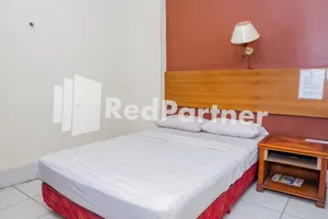 Image of Hotel Sebelas at Jalan Palasari Mitra RedDoorz