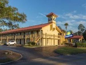 Image of Days Inn by Wyndham Jacksonville Baymeadows