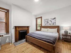 Image of Oakland, Pittsburgh !D Modern and Stylish Private Bedroom with Shared Bathroom