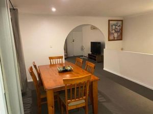 Image of FAMILY 3-bedroom Everton Hills Apartment