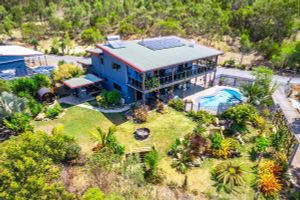 Image of Yeppoon Farm, Stables, 22 Acres, Pool, Firepit