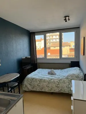 Image of Appartement terrasse au coeur de Valence 54