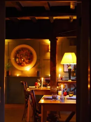 Image of The Greyhound on the Test Hotel