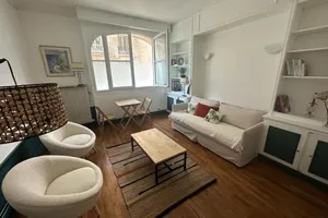 Image of Beautiful bright studio - close to the Seine