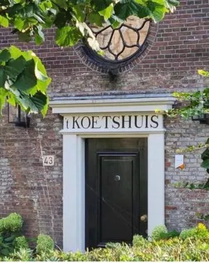 Image of Koetshuis aan het water 3 bedroom villa