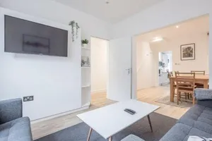 Image of Refurbished High Spec CENTRAL Family Home