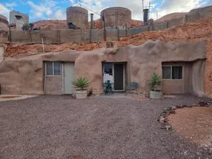Image of 894 Holly Court