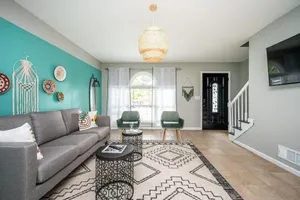 Image of NEW ENTIRE PLACE Cozy 2B2B with King Bed SP1263