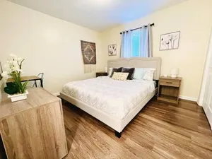 Image of *Prime Pad * King Bed * Long Term Stays*