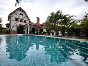 Image of Private Pool Villa 931 - Fong Homestay
