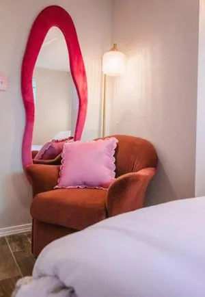 Image of 50 Shades of Pink-Hot Tub!