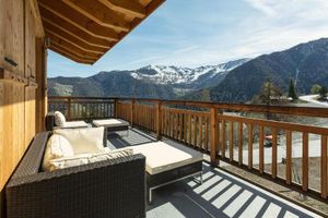 Image of Chalet Joli
