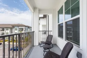 Image of Stay Gis Stunning 2 Bedroom Apartment At Town Center