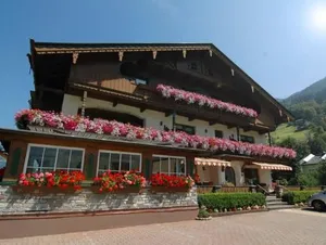Image of Hotel Garni Larcherhof