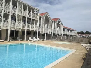 Image of Appartement 200m de l'océan avec piscine extérieure