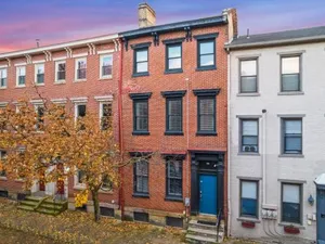Image of Stylish 4 Bedroom Loft Home, North Shore, City Skyline View Close to NHL, NFL