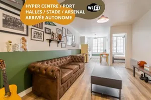 Image of Esprit Loft & Club proche embarcadère Corse Mayol Port Centre historique