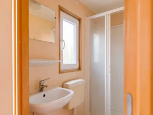 Image of Detached chalet on the Leukermeer