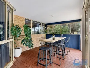 Image of Living the Dream in Yunderup
